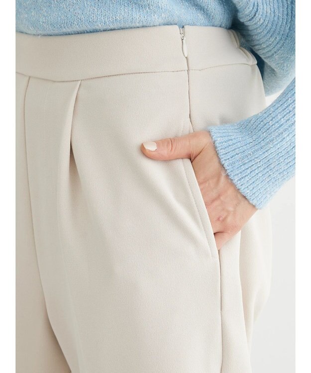 Green Parks ・Ｐｅｔｉｔ　Ｆｌｅｕｒ　タックテーパードパンツ Ivory