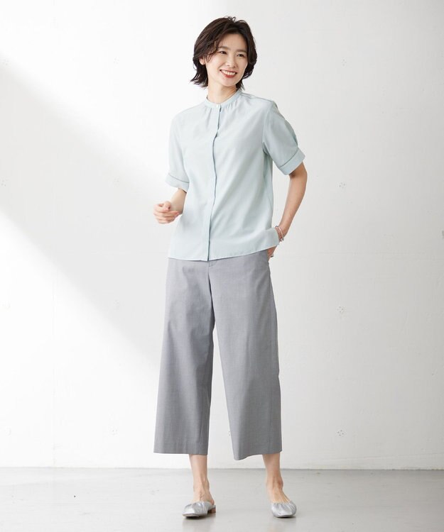 J.PRESS LADIES 【WEB限定カラーあり・セットアップ対応・洗える・撥水・防汚】コットンFITTYシャーク ワイド アンクル パンツ ライトグレー系