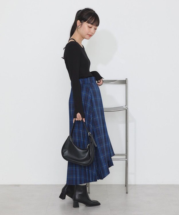 earth music&ecology ホルターネックプルオーバー Black