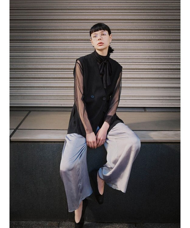 Green Parks AnriettMusee ネック切替デザインベスト Black