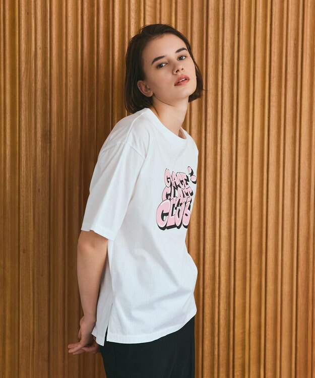 GRACE CONTINENTAL グラフィティプリントTシャツ ホワイト