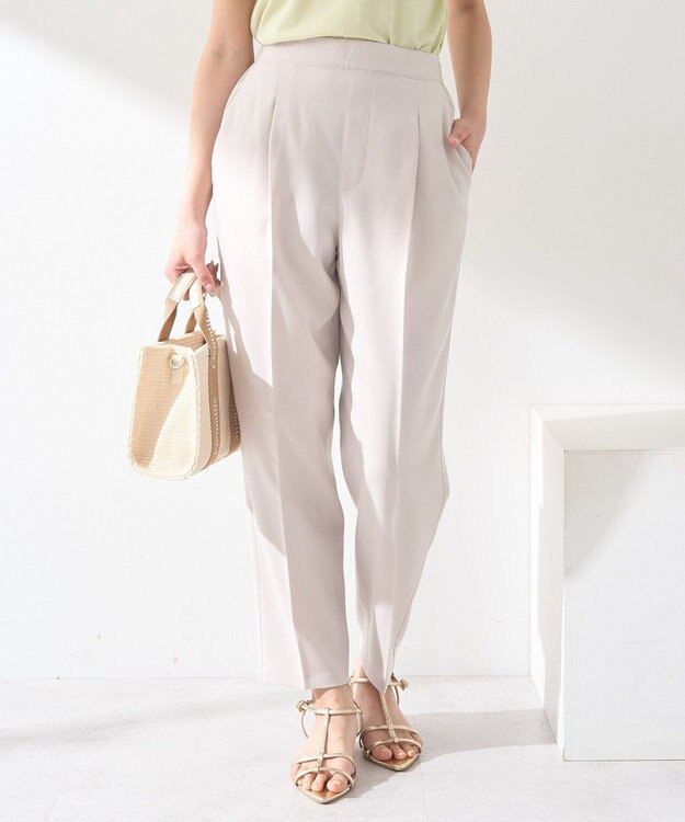 earth music&ecology 接触冷感テーパードパンツ Light Beige