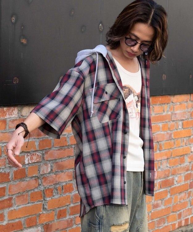 WEGO 【ユニセックス着用ITEM/MLサイズ展開】オンブレチェックフードシャツ（SS） レッドチェック1