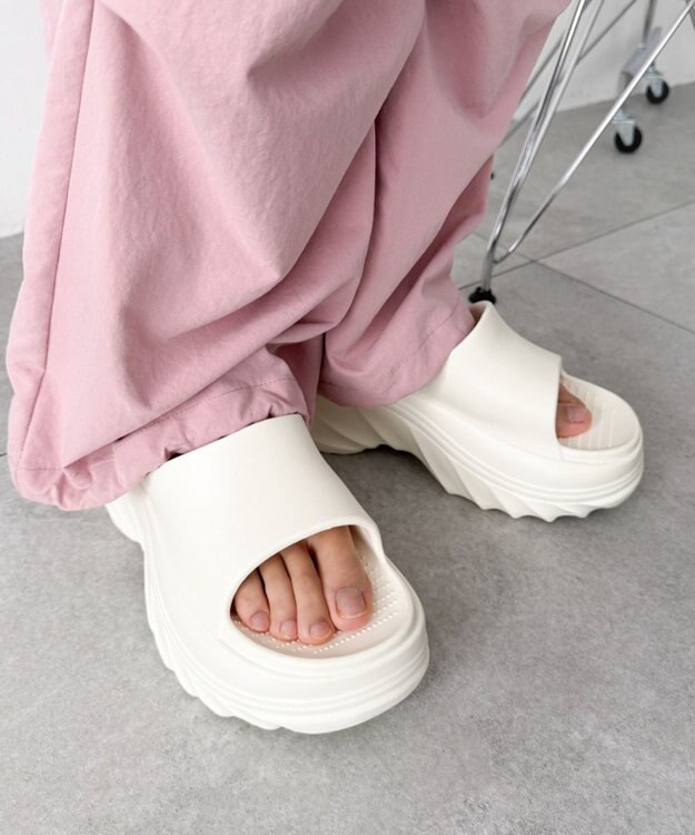 WEGO 厚底デザインラバーサンダル オフホワイト