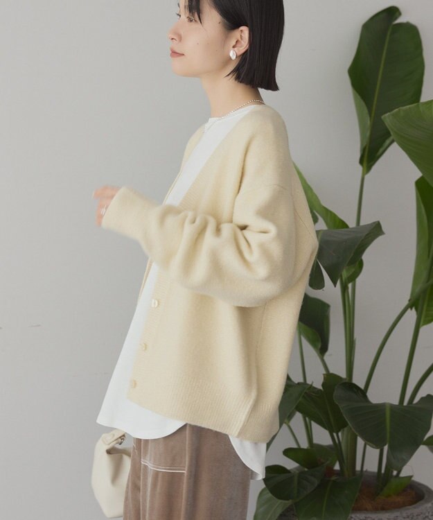 AMERICAN HOLIC Vネックラメニットカーディガン Ivory