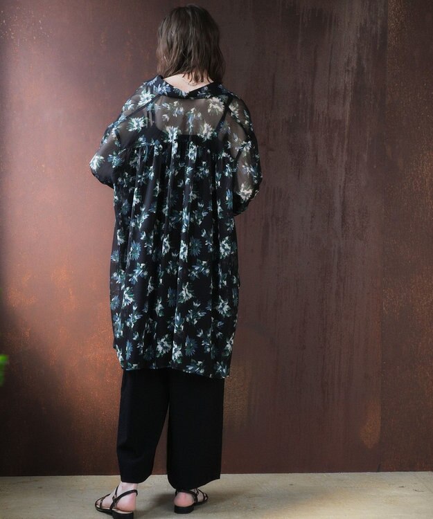 YECCA VECCA フラワー柄シアーロングシャツ Black