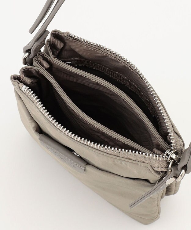 Y'SACCS ドットジャカード　ミニポシェット グレージュ