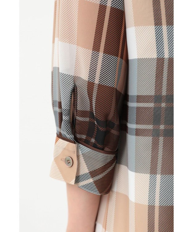 DAKS ビッグトランスチェックシフォンワンピース ベージュ