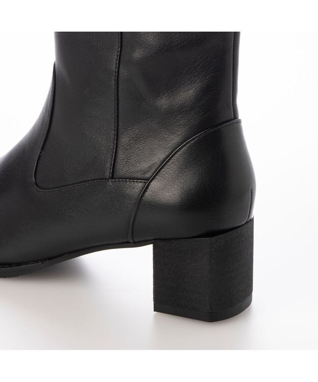 ing <ing>チャンキーヒールショートブーツ ブラック