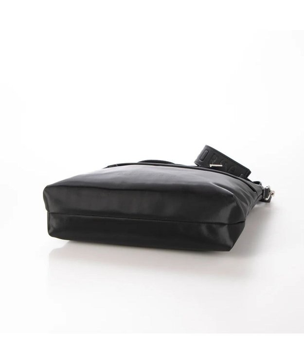 PELLE BORSA ミドルサイズショルダー Cheers チアーズ 4685 ブラック