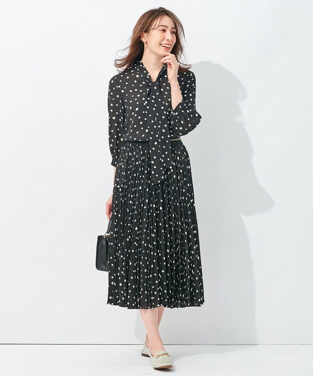 自由区 【セットアップ可】ドットプリント プリーツスカート ブラック系5