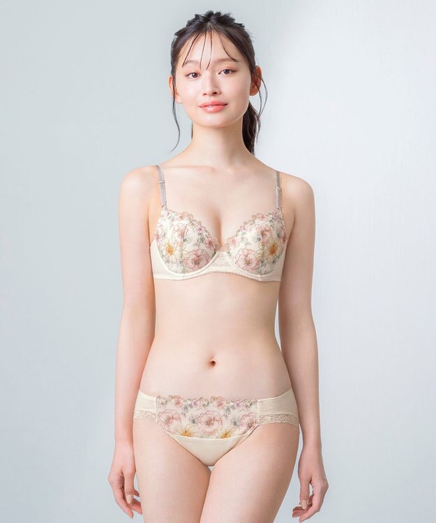 Wing 【ナチュラルアップブラ】 AA~Gカップ展開 ふっくら自然なまるみでバストアップ KB2060 ウイング／ワコール クリーム