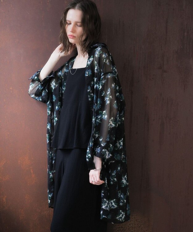 YECCA VECCA フラワー柄シアーロングシャツ