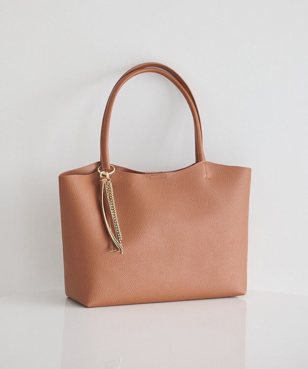 earth music&ecology 【軽量】チャーム付きトートバッグ Camel