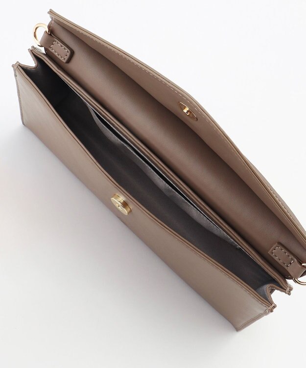 自由区 【SHIHOさん着用】フラップカーブミニクラッチ バッグ グレージュ