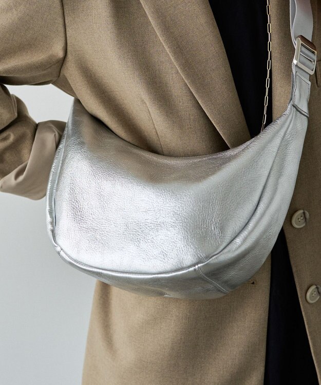 russet ソフトレザーラウンドショルダーバッグ【シルバー】(CE-1470-WEB) Silver