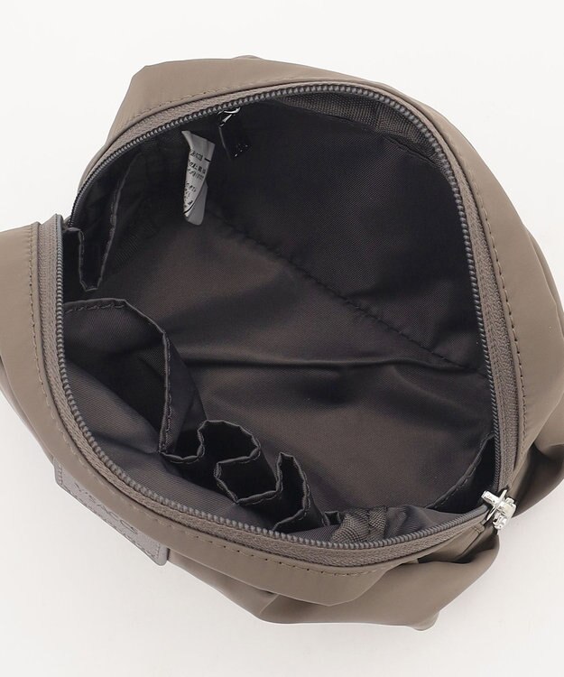 Y'SACCS 【ナイロンタフタ】トラベルポーチ ベージュ系その他