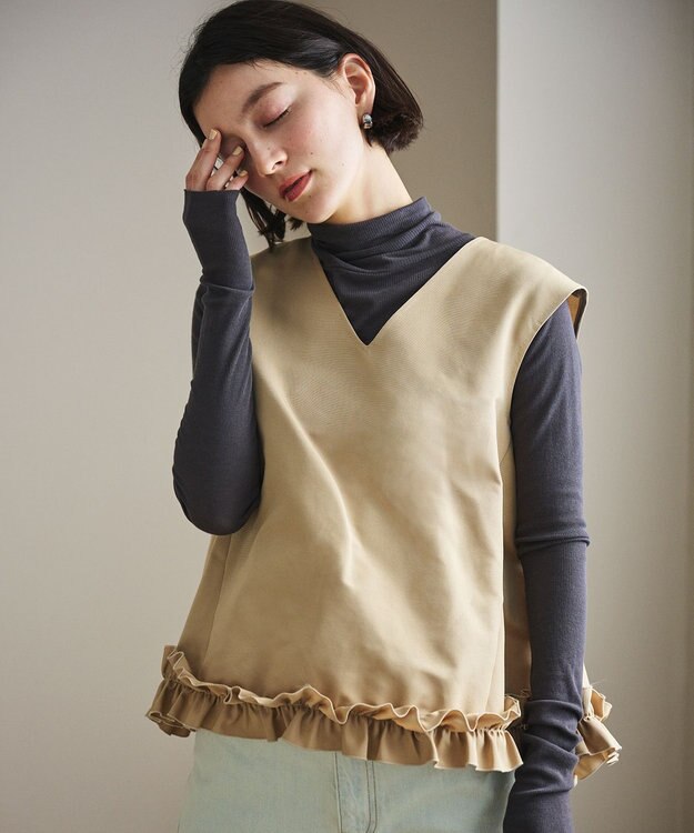 #Newans 【金子綾さんインスタライブご紹介アイテム】〈小柄さんにお勧め〉フリルヘムジレブラウス ベージュ