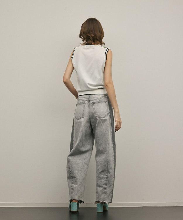 GRACE CONTINENTAL フラワープリントニットトップ ホワイト