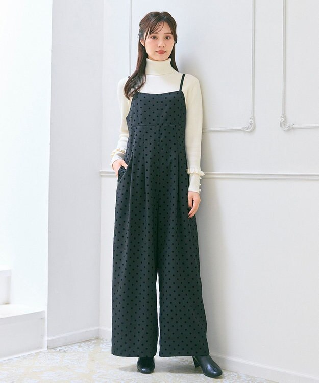 Feroux パールボタン リブタートル ニット アイボリー系