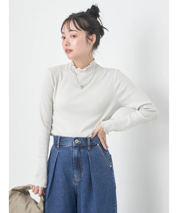 earth music&ecology ラメハイネックプルオーバー Ivory