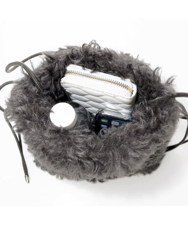 UNBILLION カシュカシュ cachecache / ベビーラム風巾着ミニバッグ アイボリー