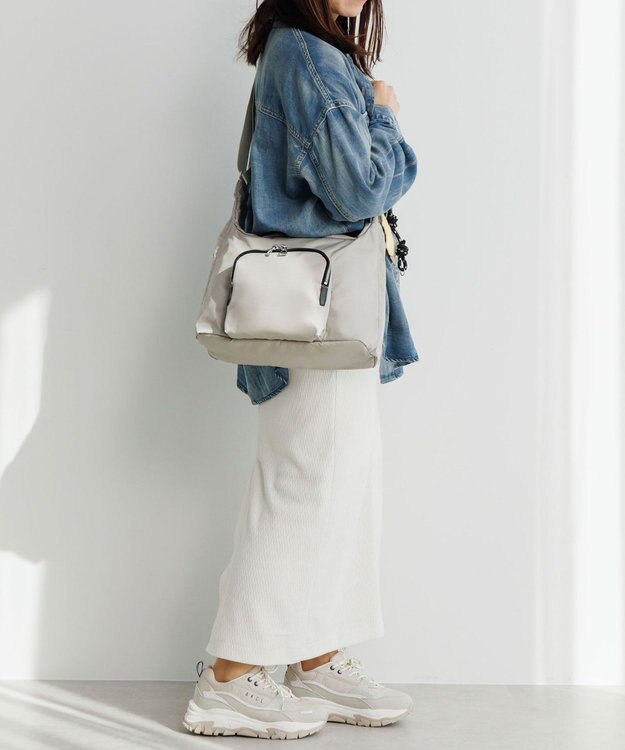 ACE BAGS & LUGGAGE HAyU × ace. フィカス ショルダーバッグ 19103 ハユ ライトグレー