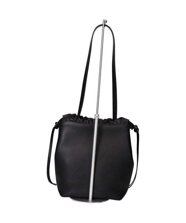 INTER-CHAUSSURES 【LORISTELLA】ソフトレザー巾着バッグ ブラック