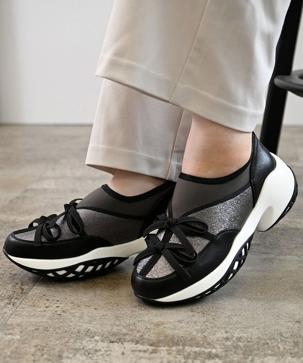 APOM ウォーターレジストプラットフォームリボンスニーカー エタン