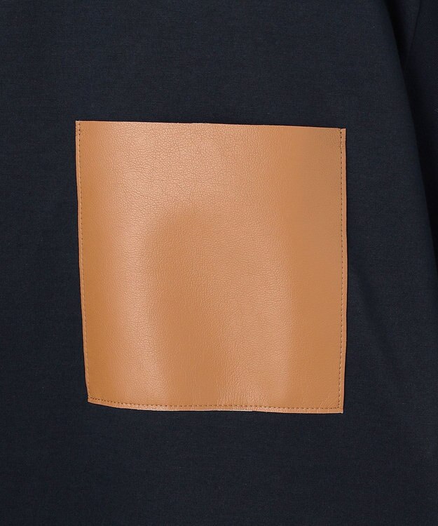 BEIGE， TORENIA / レザーポケットコットンクルーネックTシャツ Navy×Camel
