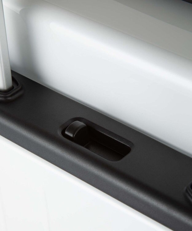 ACE BAGS & LUGGAGE ace. ディフェレンス スーツケース 65L 05723 ホワイト