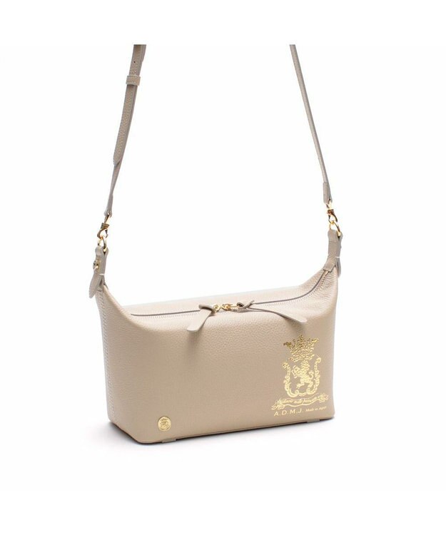 A.D.M.J. 【牛革】チェルボソフトショルダーM オフホワイト