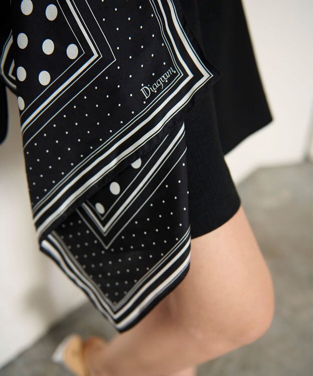 GRACE CONTINENTAL シルクドットスカーフ ブラック
