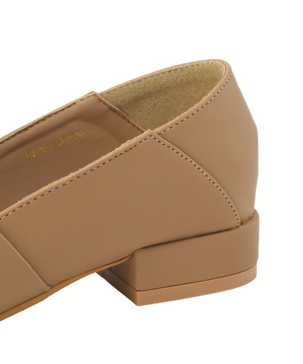 Green Parks グルカバブーシュパンプス Beige