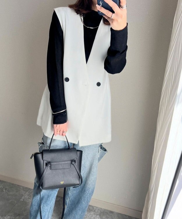 Green Parks AnriettMusee ネック切替デザインベスト Off White