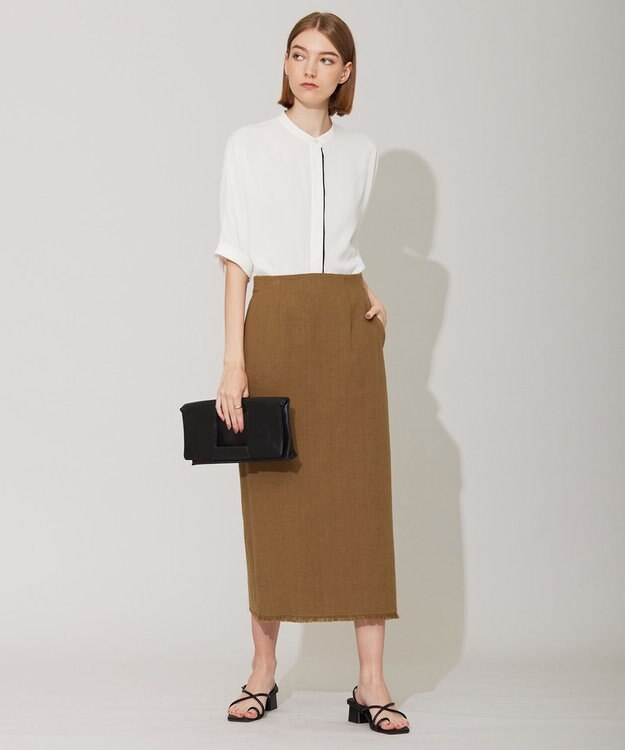 ICB 【接触冷感・UVケア・速乾】BackSatinAmunzen 5分袖バンドカラーブラウス オフホワイト系