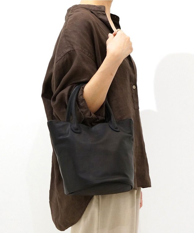 FOLNA RD ソフトレザートートバッグ ブラック