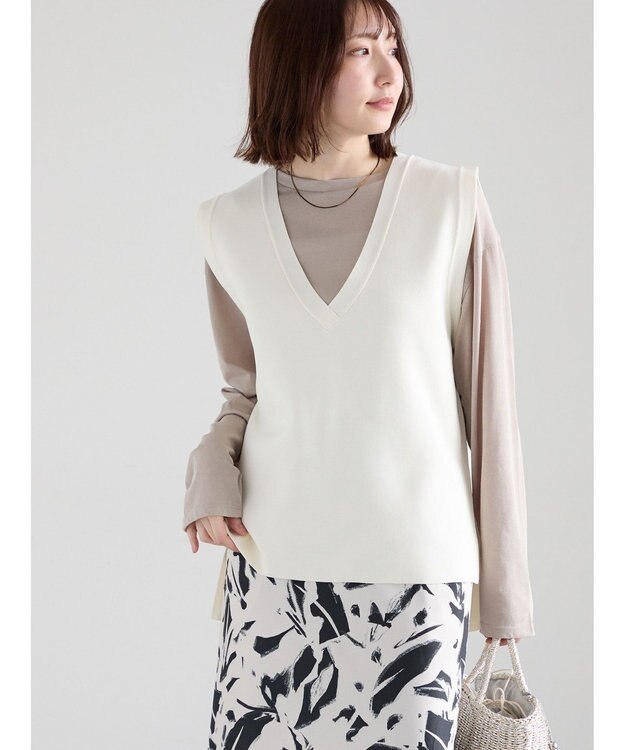 Te chichi Vネックニットベスト オフホワイト