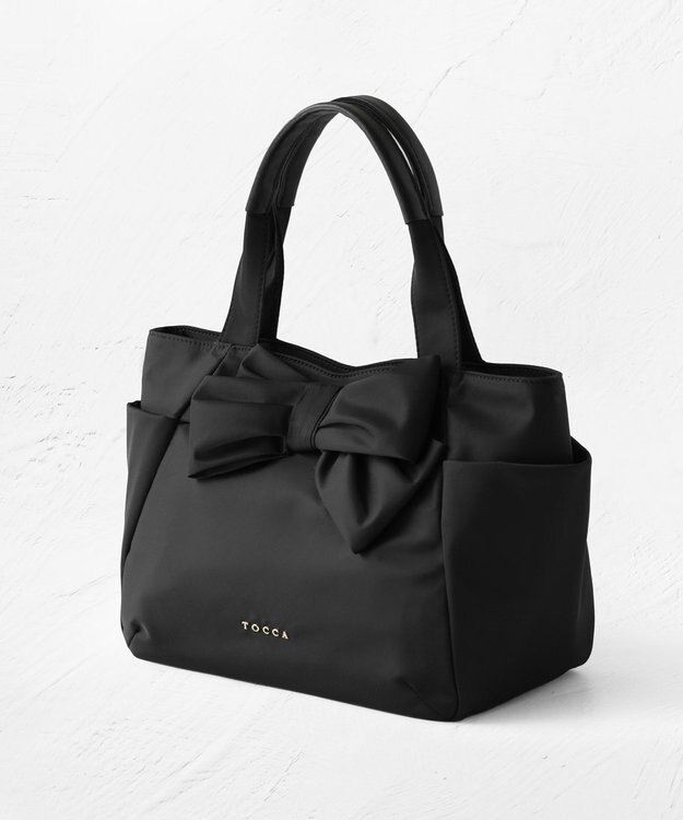 TOCCA 【大人百花掲載】KNOT IN HEART NYLONTOTE M トートバッグ M ブラック系