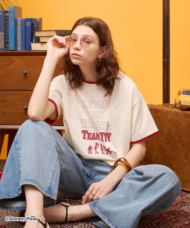 AMERICAN HOLIC 【TOY STORY】リメイク風グラフィックTシャツ Ivory