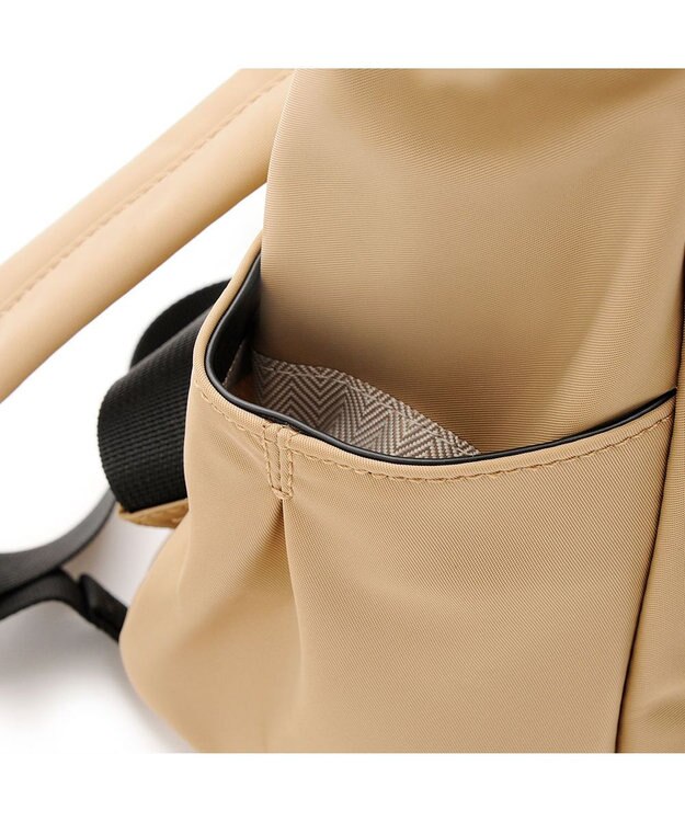 MioFIRANO はっ水軽量ナイロン2WAYリュック　FIRANO フィラノ BEIGE