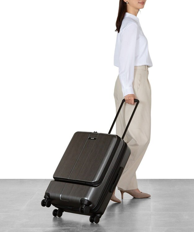 ACE BAGS & LUGGAGE ACE フォールズ スーツケー  4~5泊目安 フロントポケット・キャスターストッパー機能付き 06906 エース ガンメタリックヘアライン