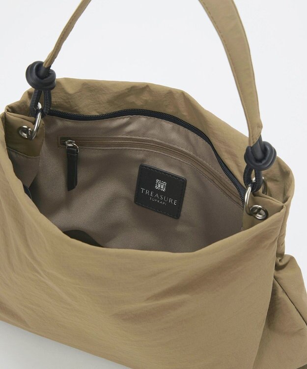 TOPKAPI 【TREASURE TOPKAPI】リンクルナイロン ノット ワンハンドル ショルダーバッグ カーキ