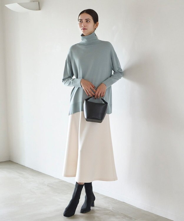 UNFILO 【新色登場】BEAUTY FORM JERSEY セミフレアスカート オフ