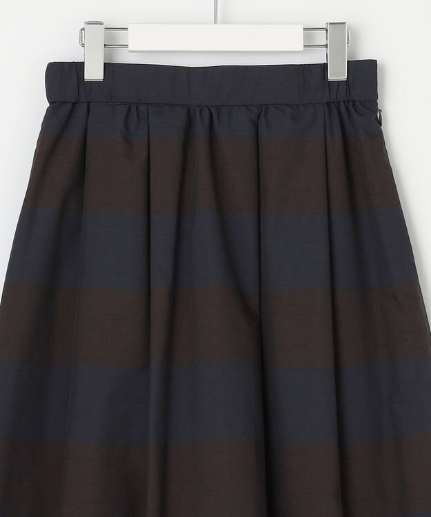 自由区 L 【カタログ掲載・洗える】スラブシャンタン スカート ネイビー×ブラウン