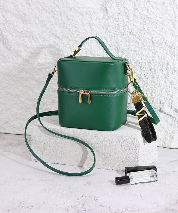 style code 【VerdeVari/ヴェルデヴァリ】バニティバッグ グリーン