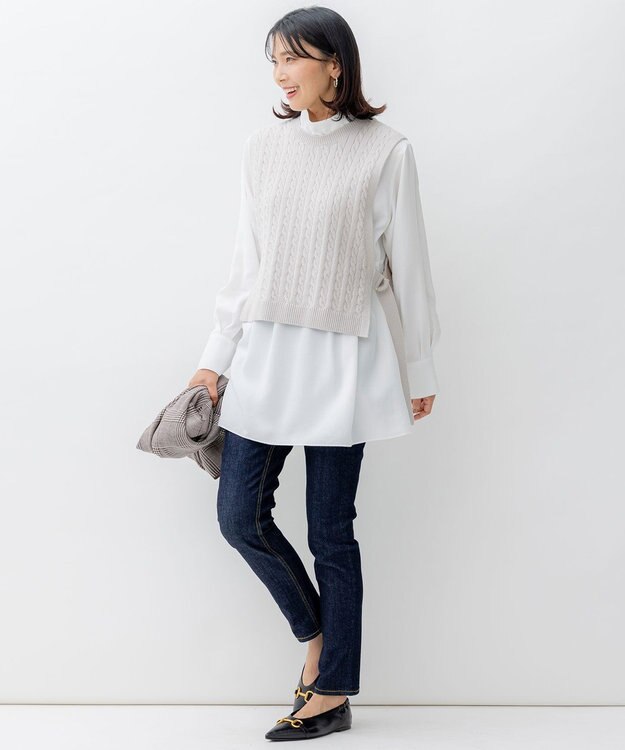 23区 L 【前後着用可能/洗える】ウォッシュドピーチツイル ブラウス ホワイト系