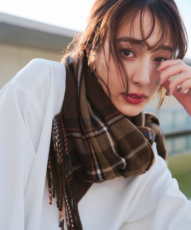 Tiaclasse 【安田美沙子さん着用】ウール混チェックマフラー ブラウン