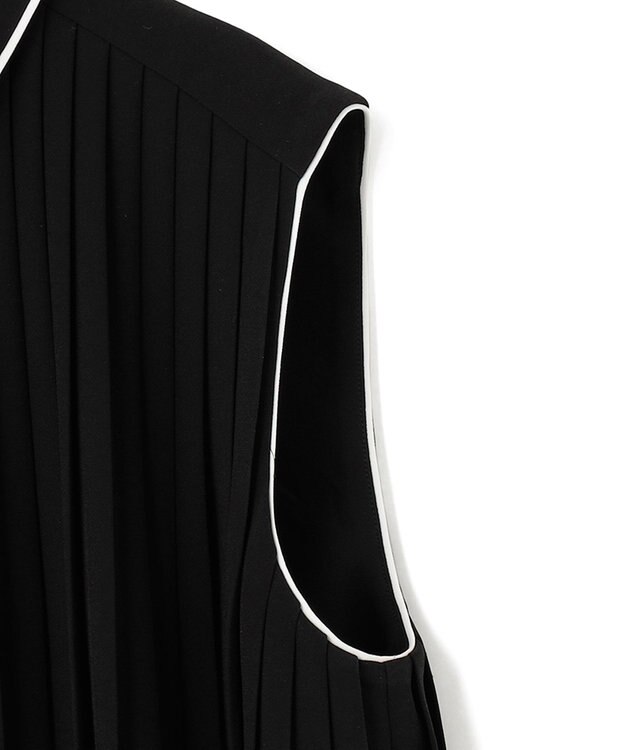 BEIGE， 【WEB限定】PERLE / プリーツブラウス Black