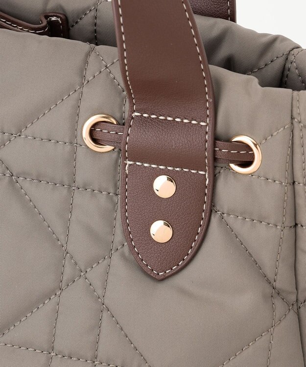 LA BAGAGERIE グリッドキルティングトート グレージュ